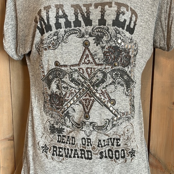Wanted Embellished Tee Shirt - Picture 2 of 7